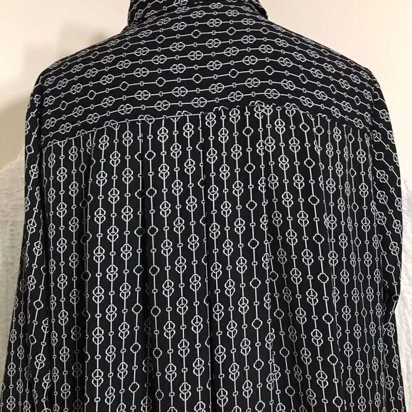 Lane Bryant Printed Long Sleeve Blouse Size 14/16 - Picture 6 of 10